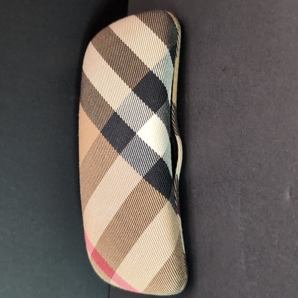 Burberry Nova Check ,Plaid Clamshell Woman's Eyeglasses Case. - Picture 1 of 5
